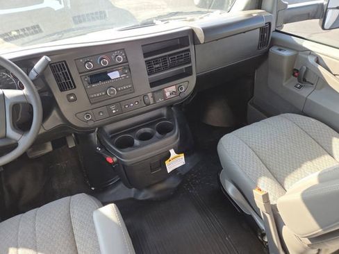 New 2026 GMC Savana 4500 w/ Power Convenience Package image 27