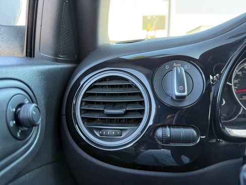 Used 2018 Volkswagen Beetle 2.0T S w/ Style & Comfort Package For S image 22