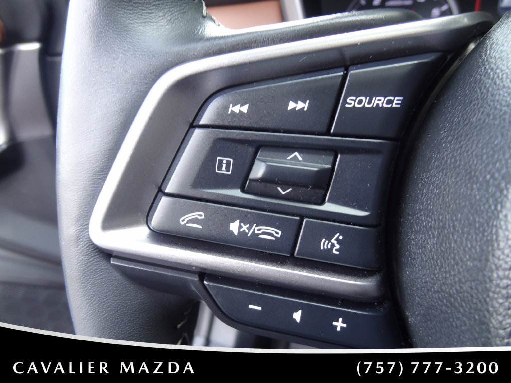 Used 2025 Subaru Outback Touring XT AWD/4WD image 24