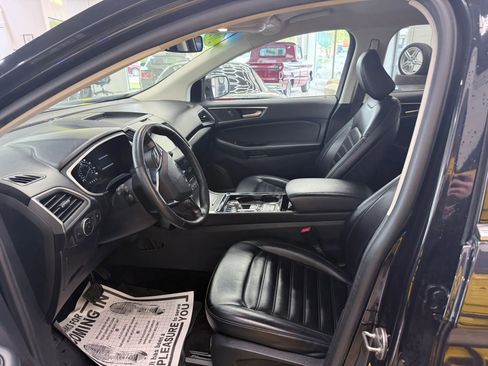 Used 2019 Ford Edge SEL w/ Equipment Group 201A AWD/4WD image 8