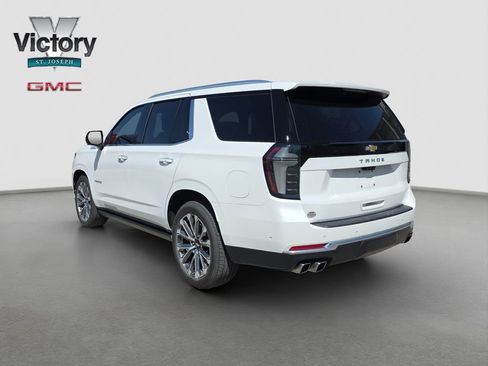 Used 2025 Chevrolet Tahoe High Country image 15