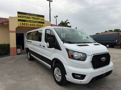 Used 2024 Ford Transit 350 XLT RWD image 9