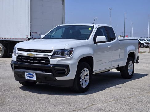 Used 2022 Chevrolet Colorado LT w/ Fleet Safety Package RWD image 3