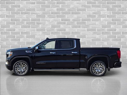 Used 2019 GMC Sierra 1500 Denali w/ Denali Ultimate Package AWD/4WD image 2