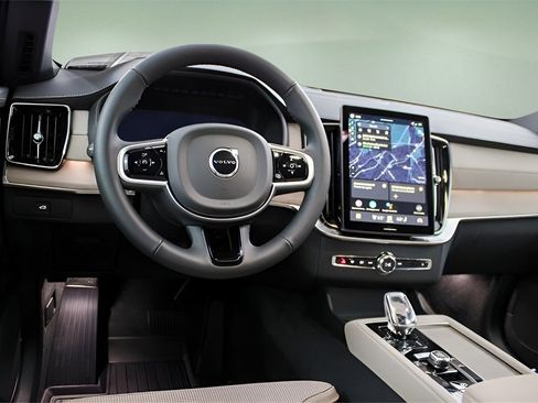 New 2026 Volvo XC60 B5 Plus w/ Protection Package Premier image 30