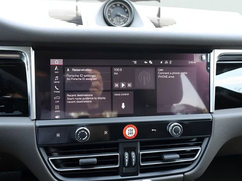 New 2025 Porsche Macan image 23