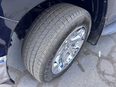 Used 2022 RAM 1500 Big Horn AWD/4WD image 16