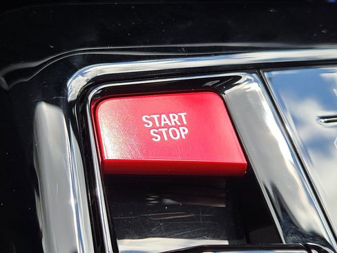 Used 2025 BMW M5 Touring w/ M Driver's Package image 24