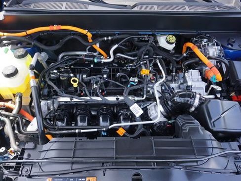 Certified 2024 Ford Maverick XLT FWD image 13