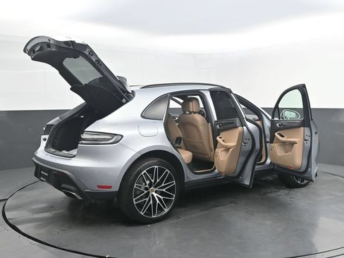 New 2026 Porsche Macan AWD/4WD image 42