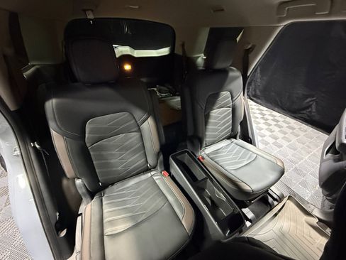 Certified 2024 Nissan Pathfinder Platinum image 18