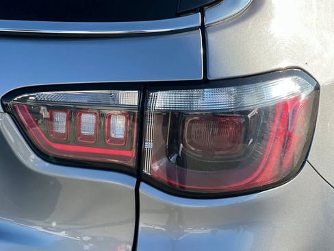 Used 2024 Jeep Compass Limited image 35