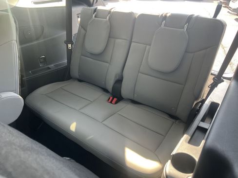 New 2026 Ford Explorer Active w/ Active Comfort Package RWD image 17