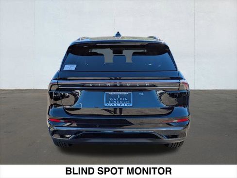 New 2026 Lincoln Nautilus Reserve w/ Jet Appearance Package image 5