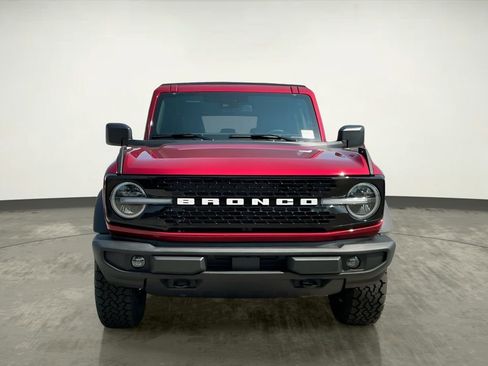 New 2026 Ford Bronco Outer Banks w/ Black Appearance Package AWD/4WD image 12