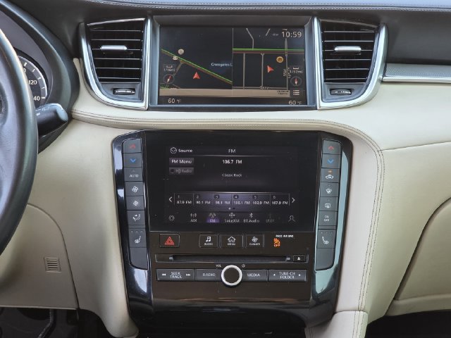 Used 2020 INFINITI QX50 Luxe w/ Navigation Package FWD image 9