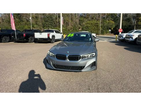 Used 2025 BMW 330i Sedan RWD image 7