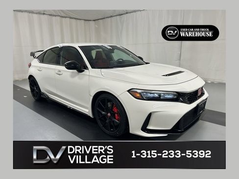 Used 2024 Honda Civic Type R image 1