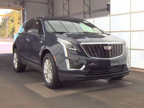 Used 2025 Cadillac XT5 Luxury FWD image 4
