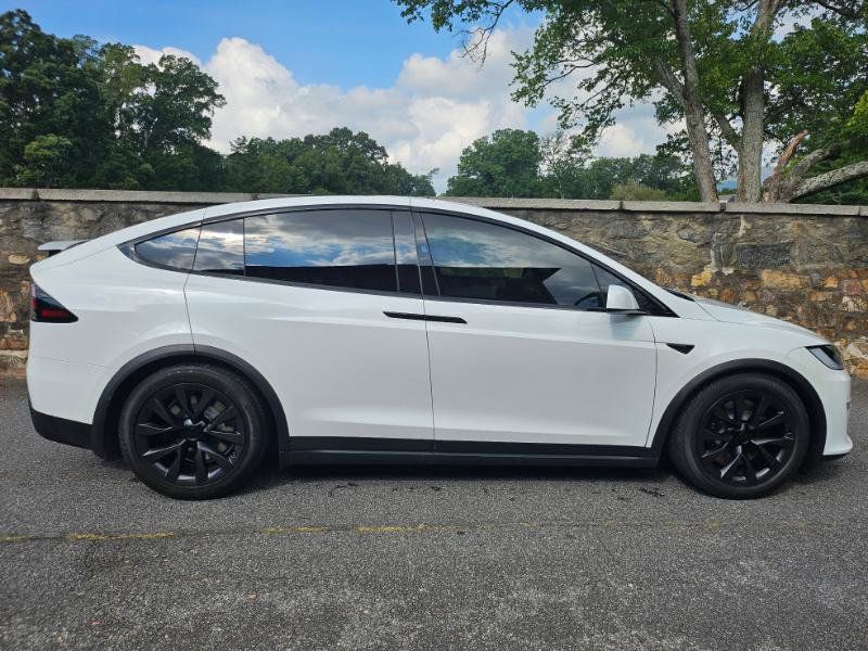 Used 2023 Tesla Model X AWD/4WD image 10