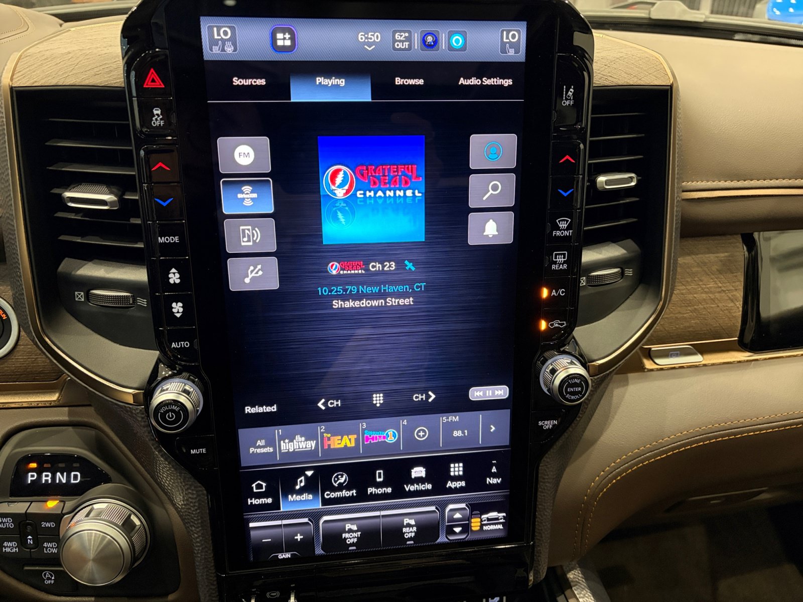 New 2026 RAM 1500 Limited AWD/4WD image 22