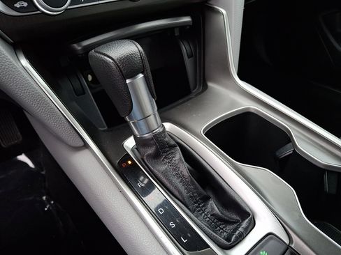 Used 2018 Honda Accord LX image 22