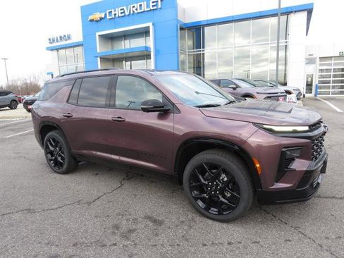 New 2026 Chevrolet Traverse RS w/ LPO, Floor Liner Package image 4