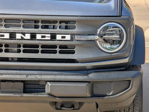 New 2025 Ford Bronco image 8