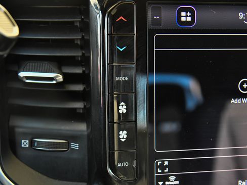 Used 2025 RAM 2500 Big Horn image 26