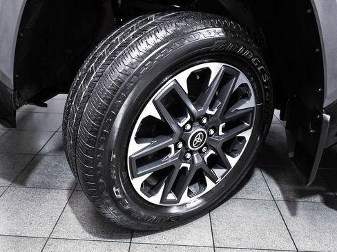 Used 2024 Toyota Tundra Limited w/ Power Package image 7