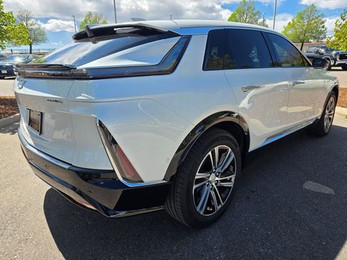 Certified 2024 Cadillac Lyriq Luxury w/ LPO, Floor Liner Package AWD/4WD image 9