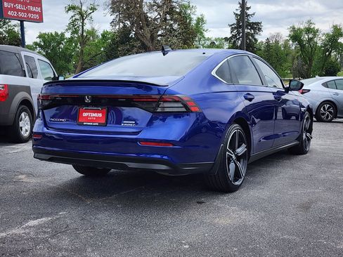 Used 2024 Honda Accord Sport image 7