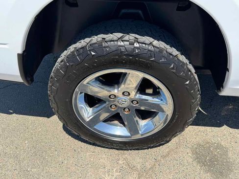 Used 2015 RAM 1500 Express AWD/4WD image 37