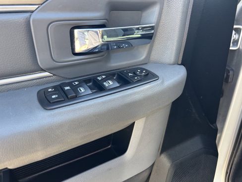 Used 2017 RAM 1500 Big Horn AWD/4WD image 12
