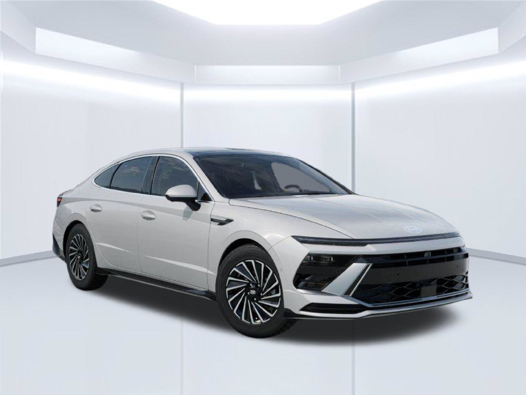 New 2026 Hyundai Sonata Limited FWD image 2