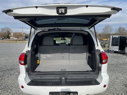 Used 2016 Toyota Sequoia Limited w/ Safety & Convenience Package image 13