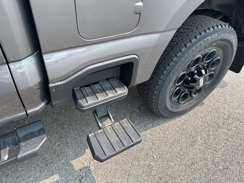 New 2025 Ford F350 Lariat w/ Lariat Ultimate Package image 15