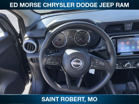 Used 2025 Nissan Versa S FWD image 20