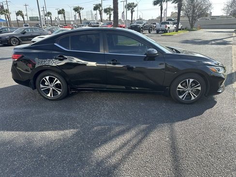 Used 2022 Nissan Sentra SV image 7