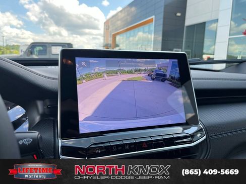 New 2026 Jeep Compass Latitude AWD/4WD image 10