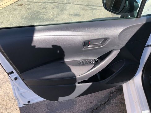 Used 2024 Toyota Corolla LE image 10