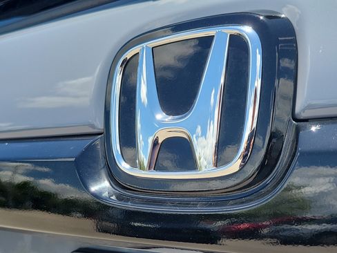 Used 2023 Honda Passport Elite image 11