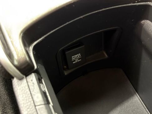 Used 2018 Honda Accord Sport image 41