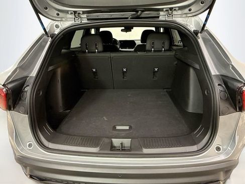 Used 2025 Chevrolet Trax RS w/ Driver Confidence Package image 27