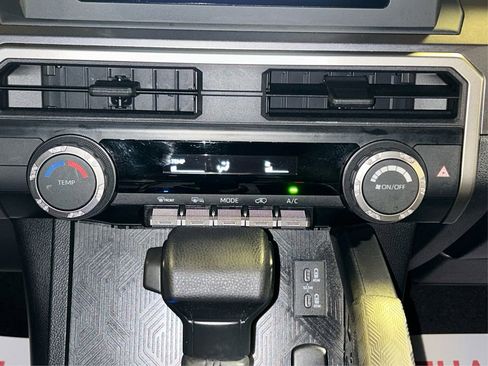 Used 2025 Toyota 4Runner SR5 image 32