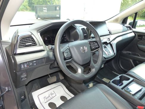 Used 2025 Honda Odyssey Touring image 27