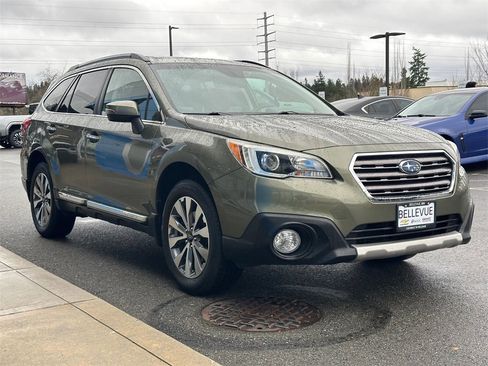 Used 2017 Subaru Outback 2.5i Touring w/ Popular Package #5A image 7