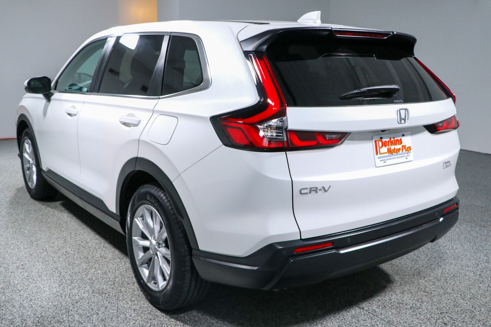 Used 2024 Honda CR-V EX-L image 9