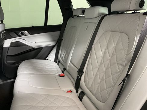 Used 2026 BMW X5 M60i AWD/4WD image 28