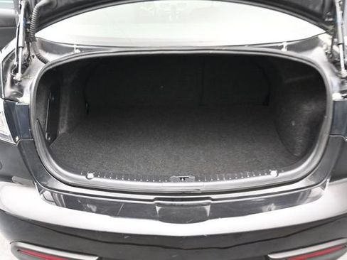 Used 2010 MAZDA MAZDA3 i Touring FWD image 13